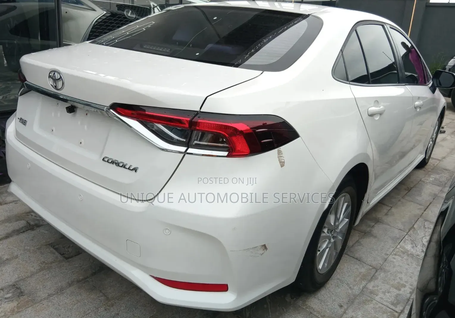 Toyota Corolla LE 2023 White