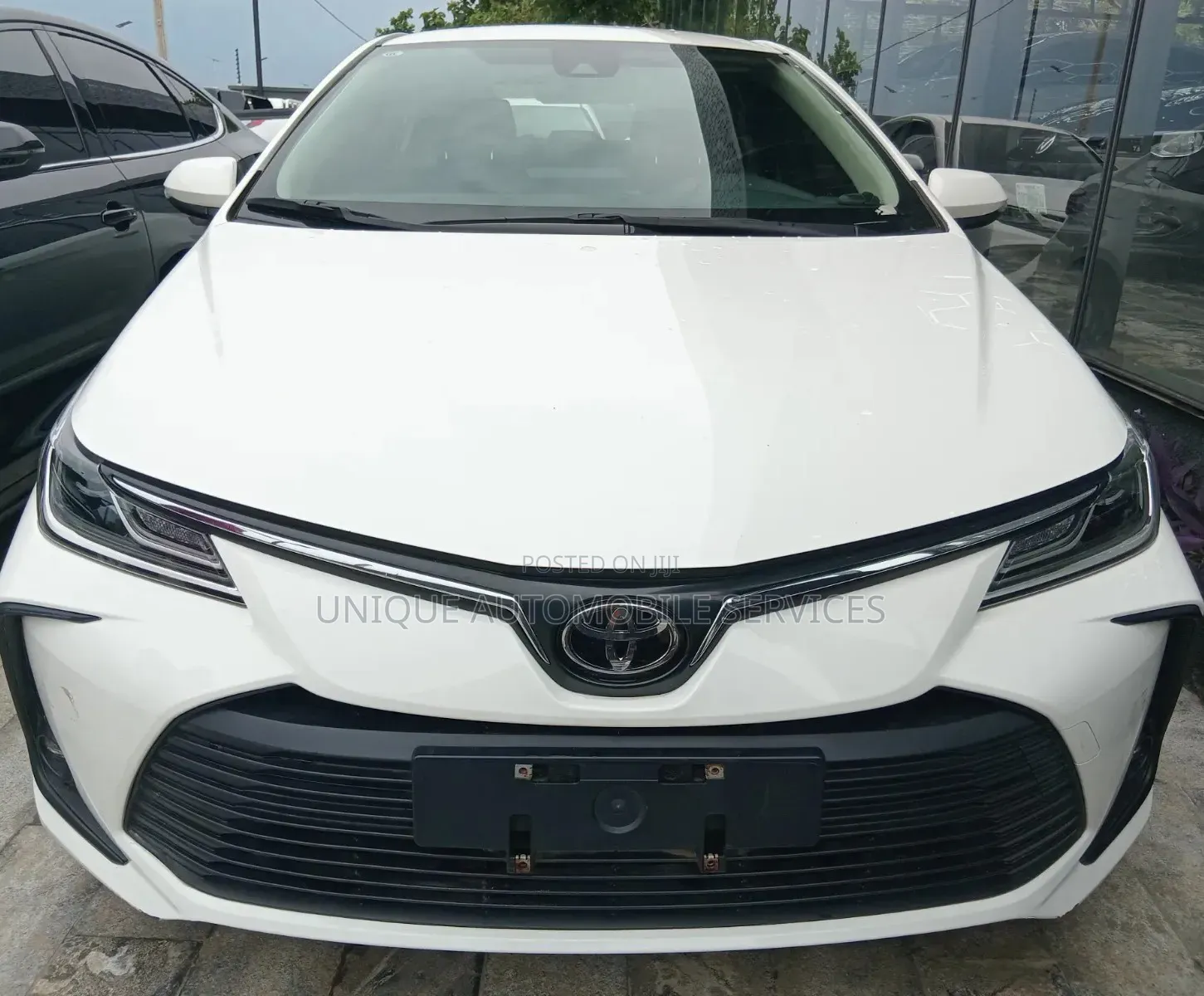 Toyota Corolla LE 2023 White