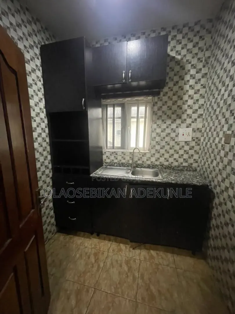 Mini Flat in Lekki for rent