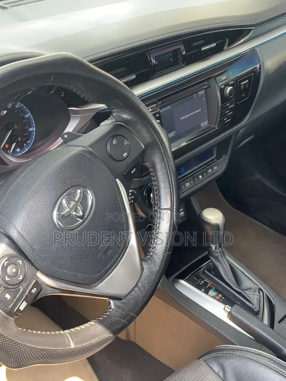 Toyota Corolla L 4dr Sedan (1.8L 4cyl 4A) 2014 White