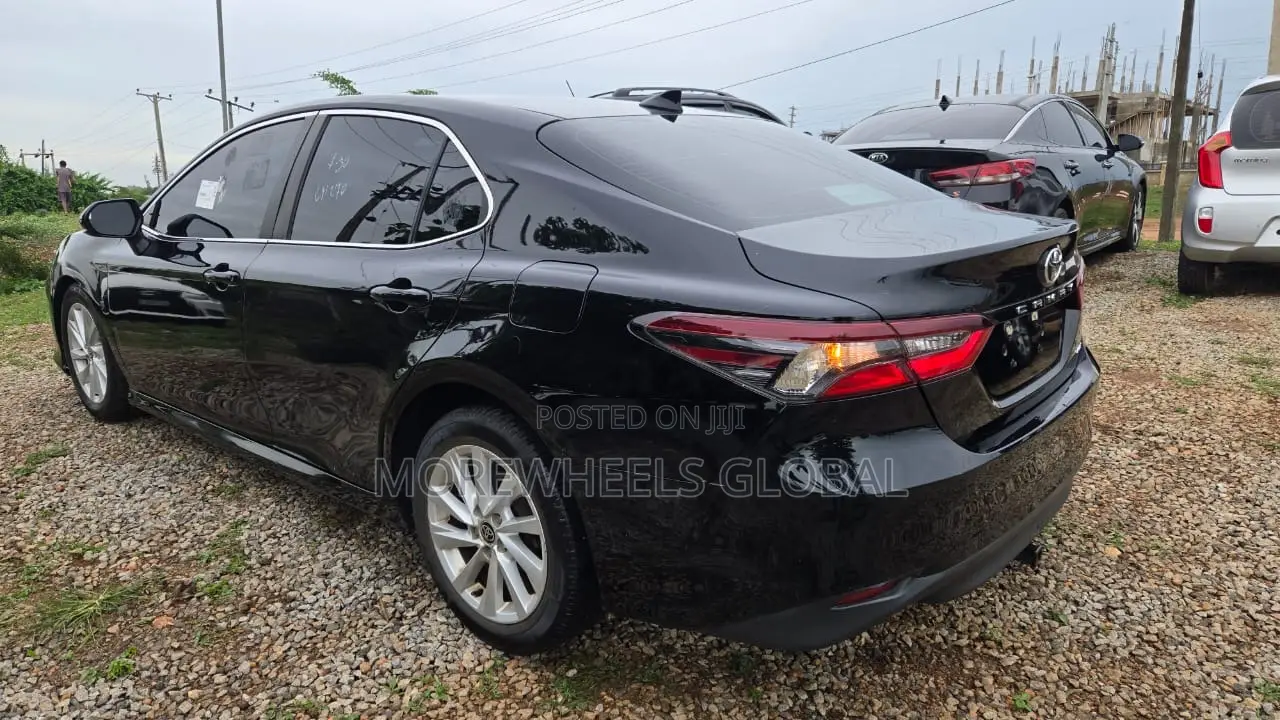 Toyota Camry LE 2022 Black