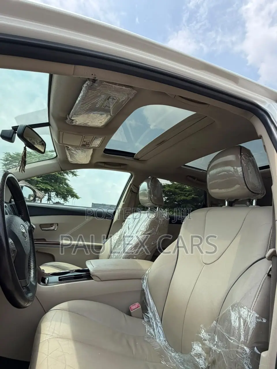 Toyota Venza Limited 2010 White