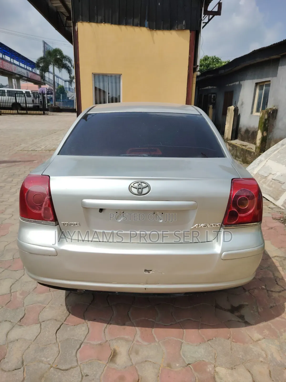 Toyota Avensis 2004 Silver
