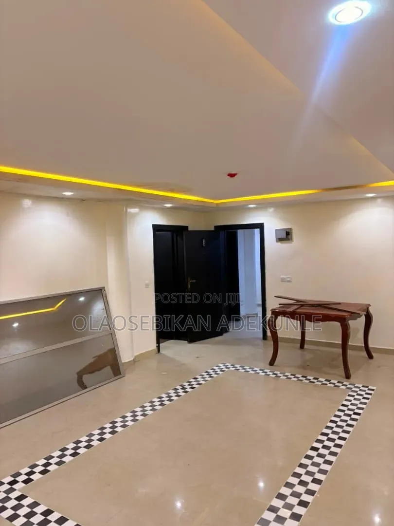 1bdrm Apartment in Victoria Island for rent