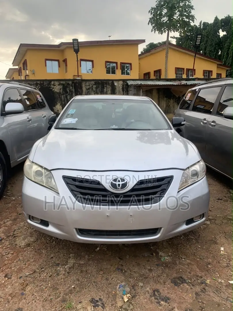 Toyota Camry SE 4dr Sedan (2.4L 4cyl 5A) 2009 Silver