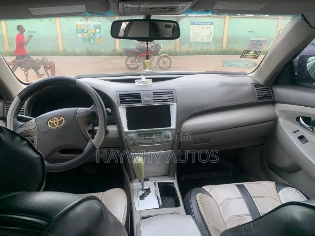 Toyota Camry SE 4dr Sedan (2.4L 4cyl 5A) 2009 Silver