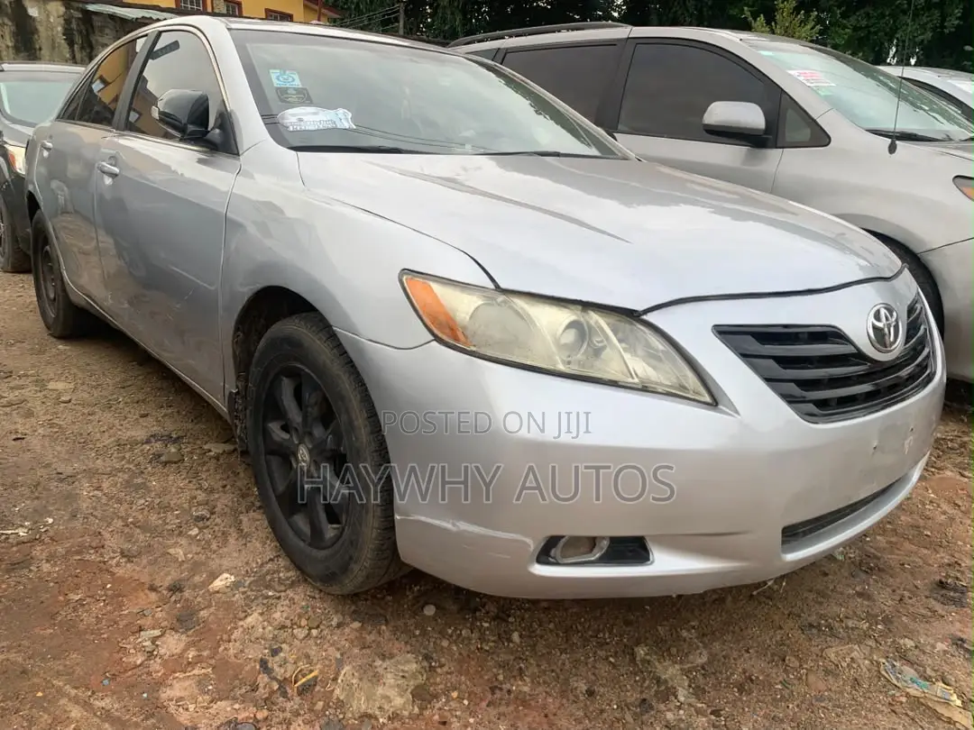 Toyota Camry SE 4dr Sedan (2.4L 4cyl 5A) 2009 Silver