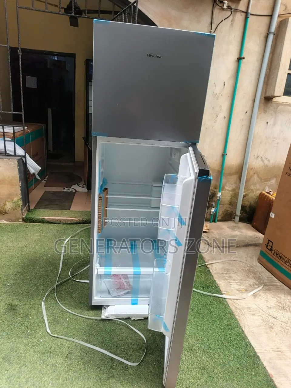 Hisense 360L Large Storage Refrigerator