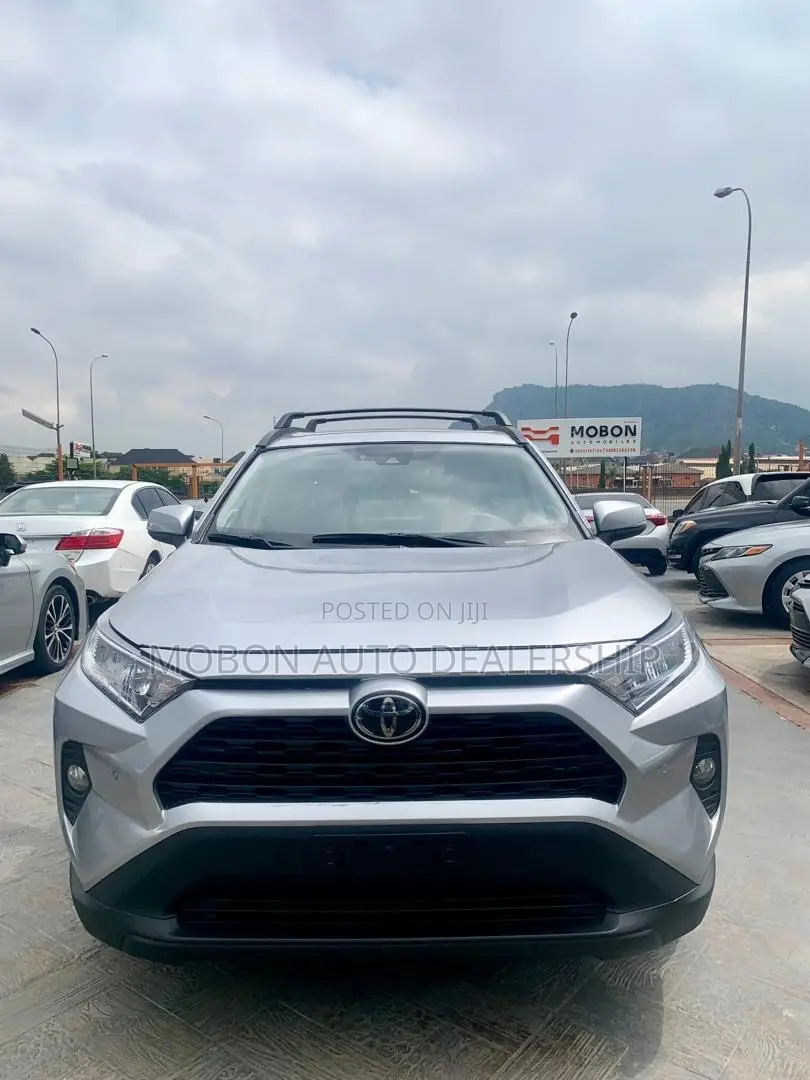 Toyota RAV4 2022 Gray