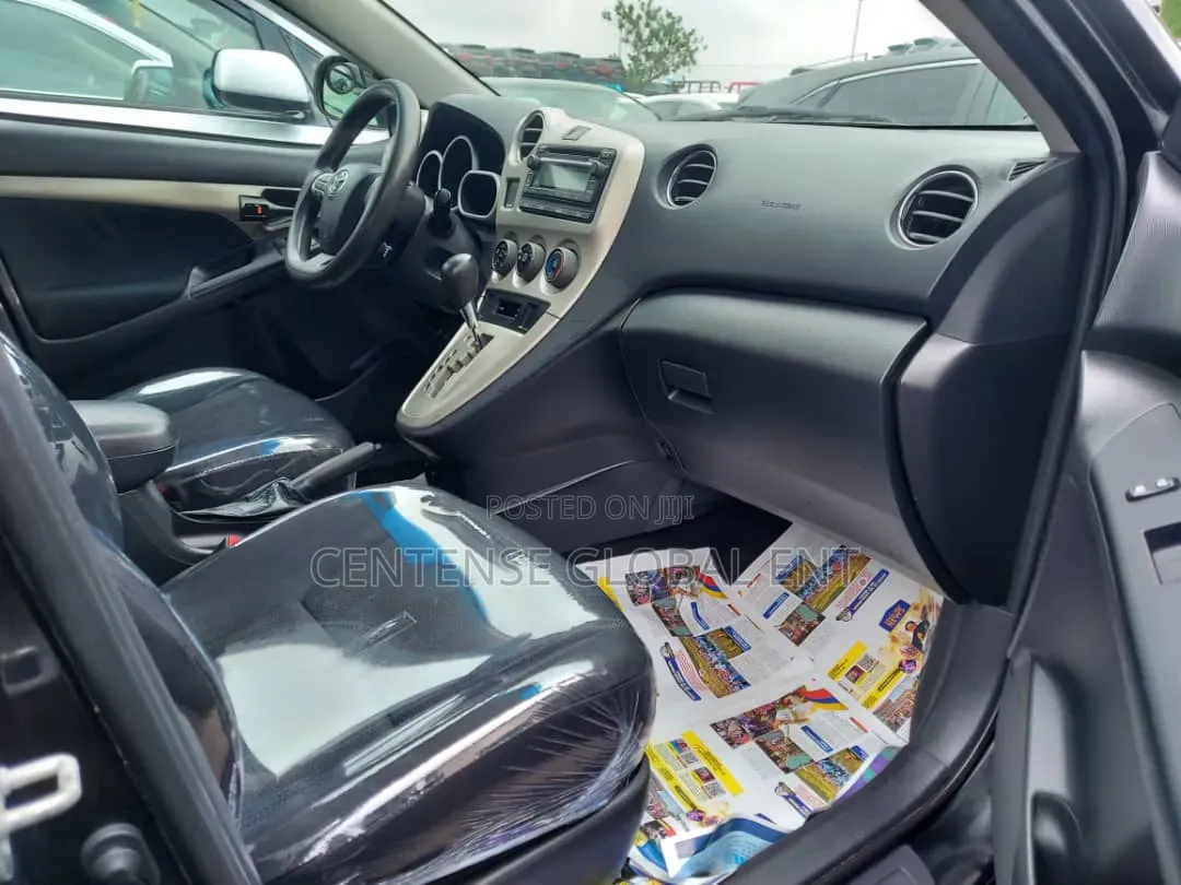 Toyota Matrix 2009 Gray