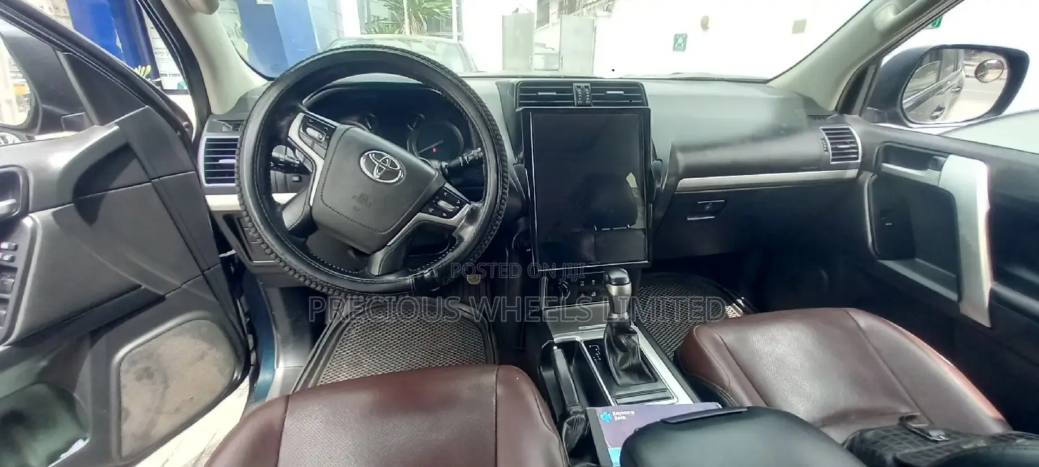 Toyota Land Cruiser Prado 2020 Blue
