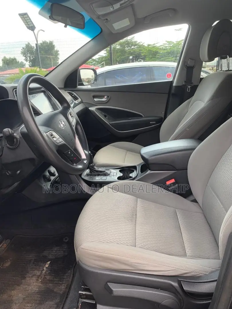 Hyundai Santa Fe 2015 Black