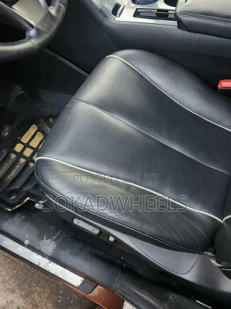 Toyota Venza Limited 2015 Brown