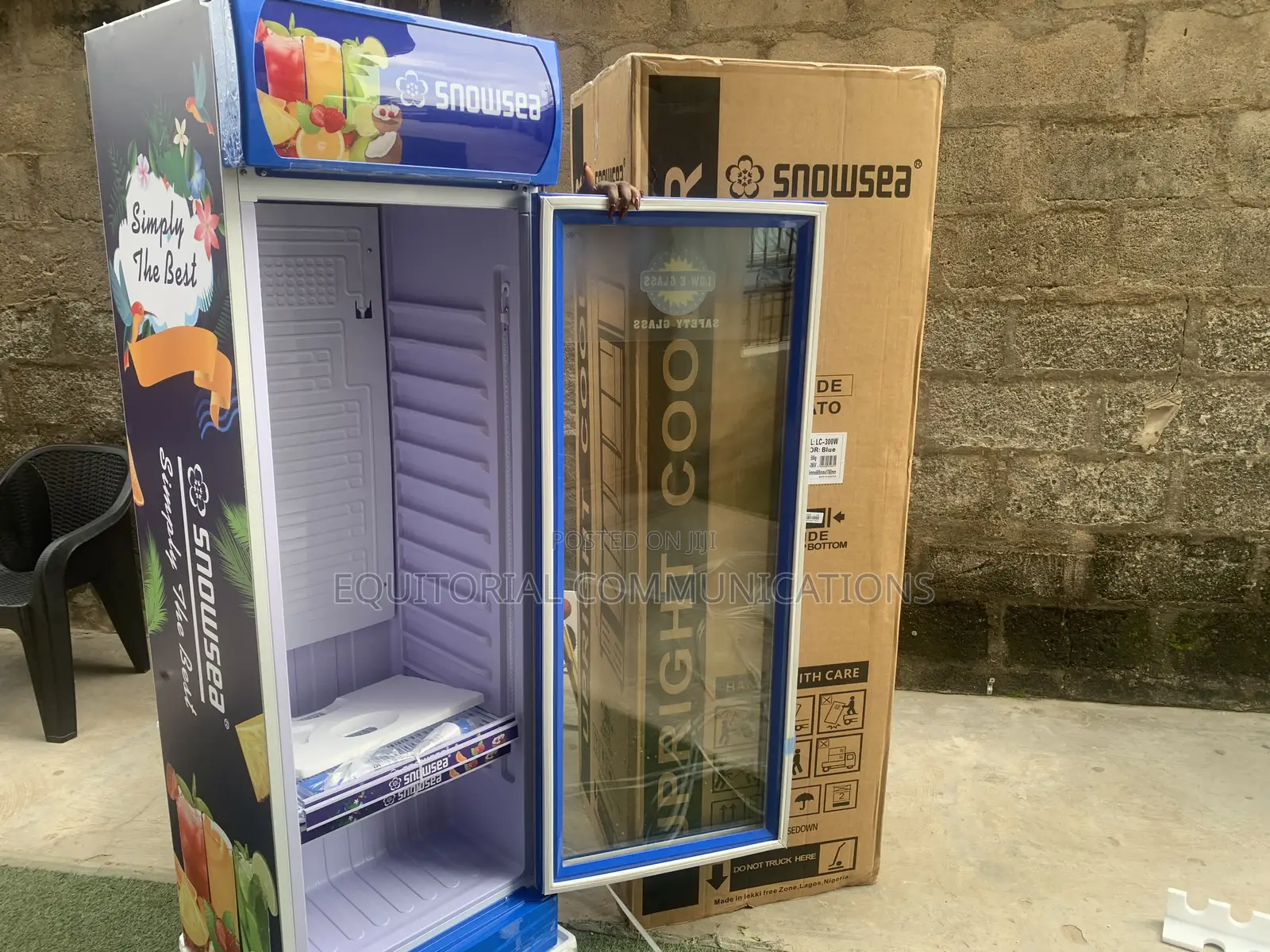 Snowsea LC-300 Glass Door Beverage Cooler