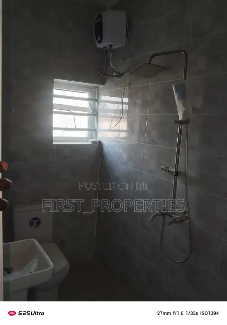 2bdrm Block of Flats in Ajinde Estate Off for rent