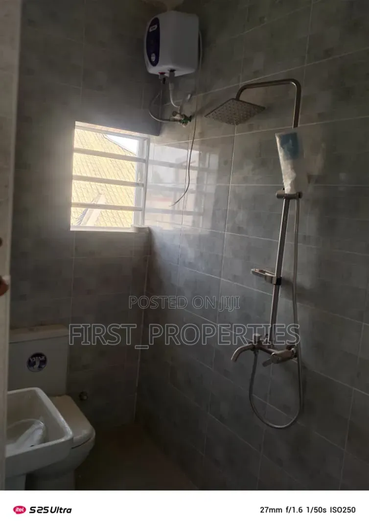 2bdrm Block of Flats in Ajinde Estate Off for rent