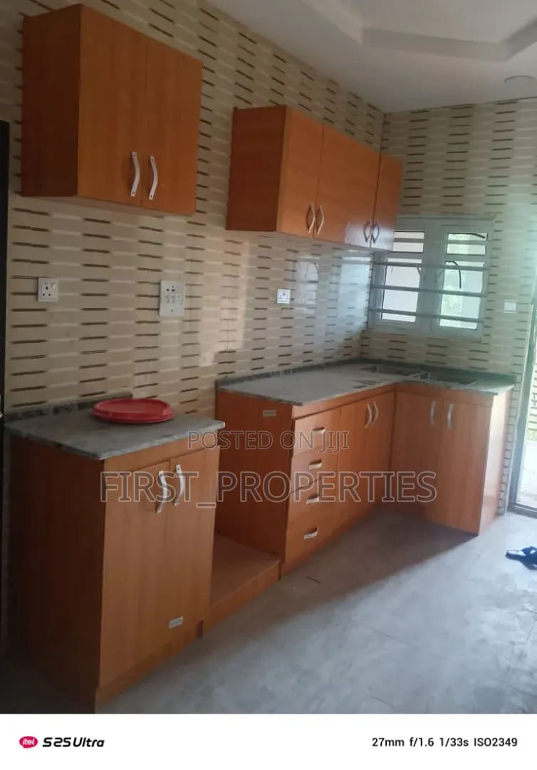 2bdrm Block of Flats in Ajinde Estate Off for rent
