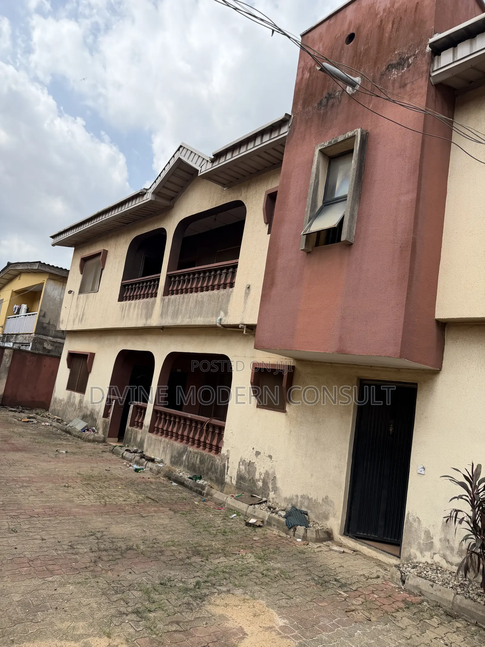 3bdrm Block of Flats in Private, Abule Egba for sale