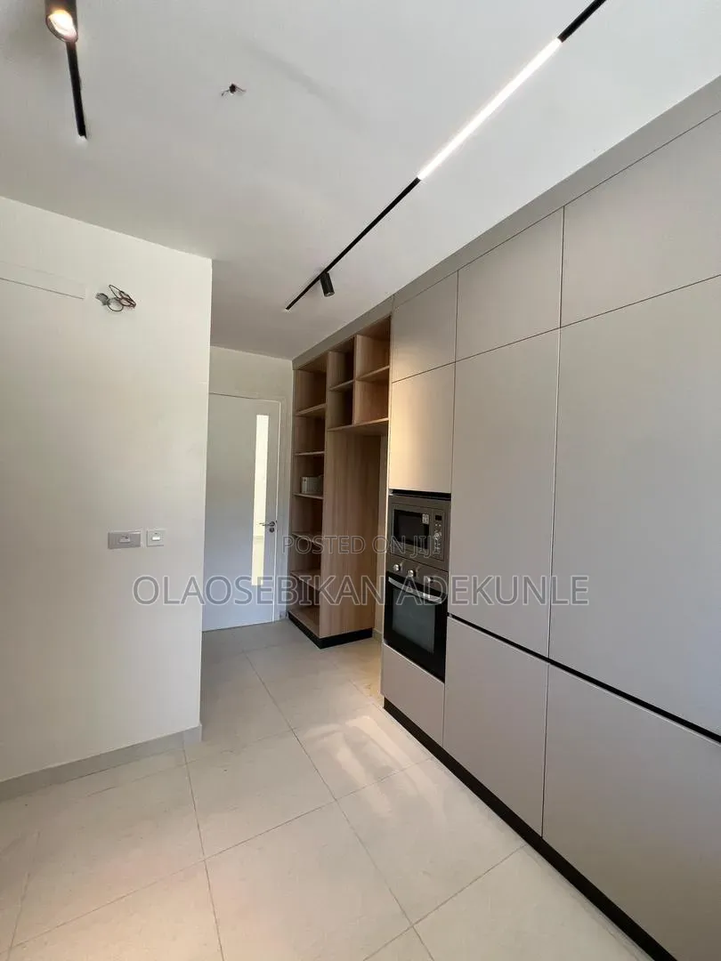 4bdrm Duplex in Ikoyi for sale