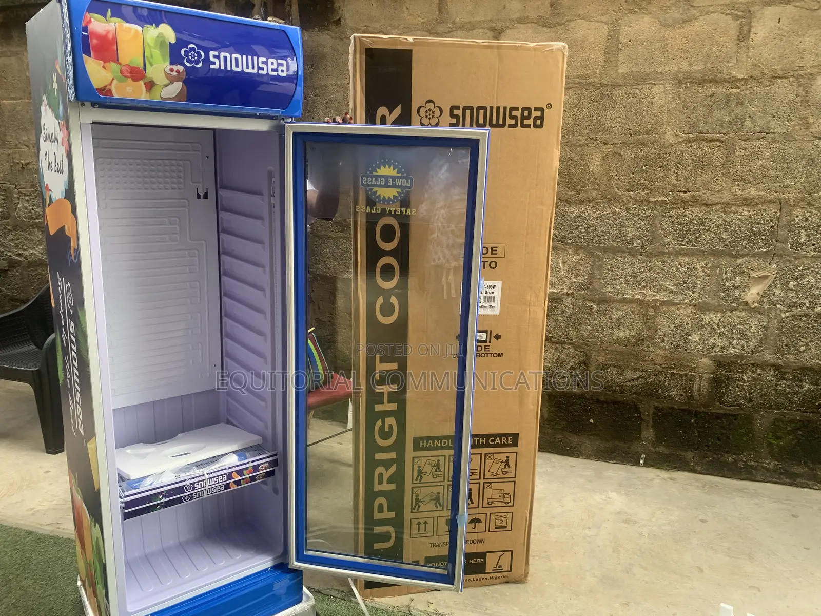Snowsea LC-300 Café Display 300L Refrigerator