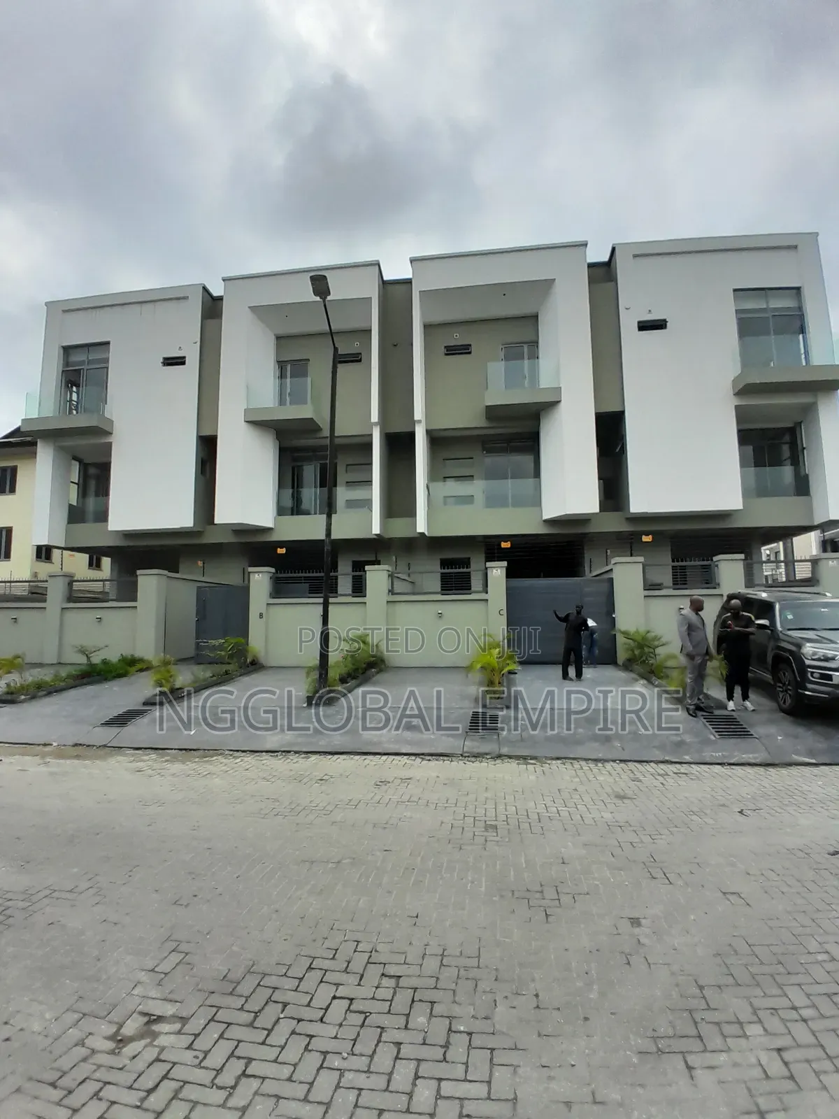 3bdrm Duplex in Lekki Phase 1 for sale