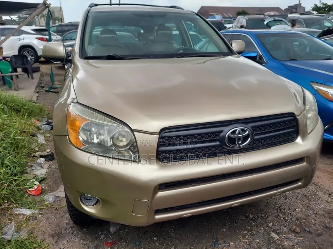 Toyota RAV4 2010