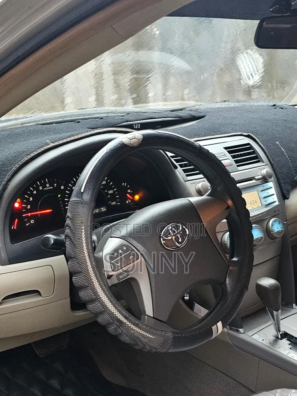 Toyota Camry 2009 Gold