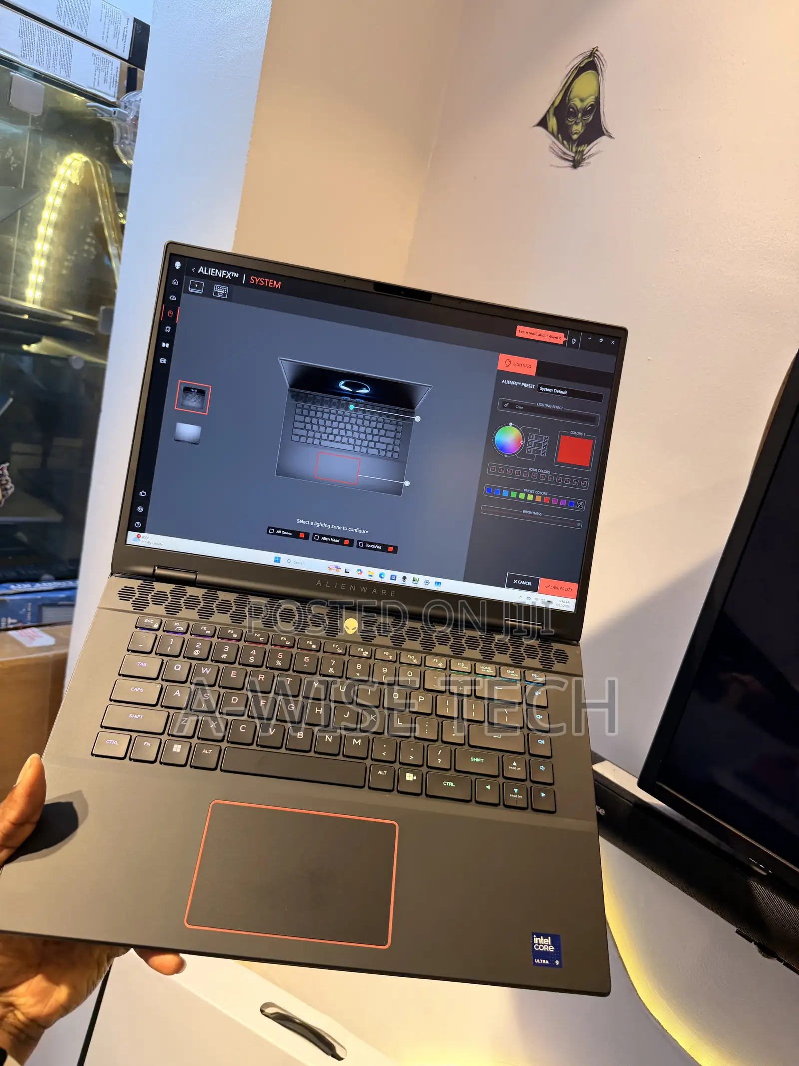 Laptop Alienware M16 R2 16GB Intel Core Ultra 9 SSD 1T