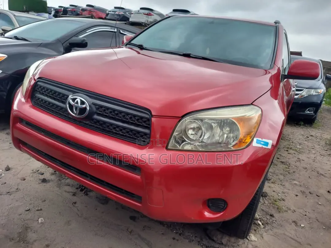 Toyota RAV4 2010 Red