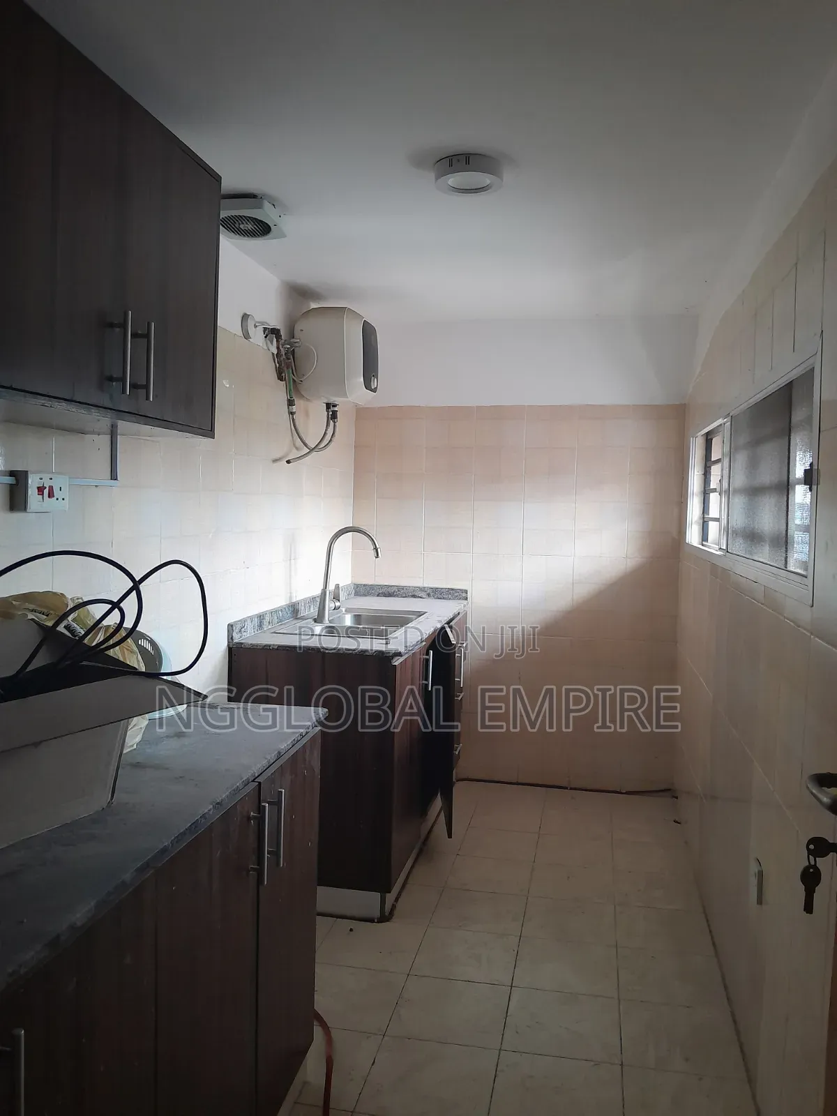 Mini Flat in Lekki Phase 1 for rent