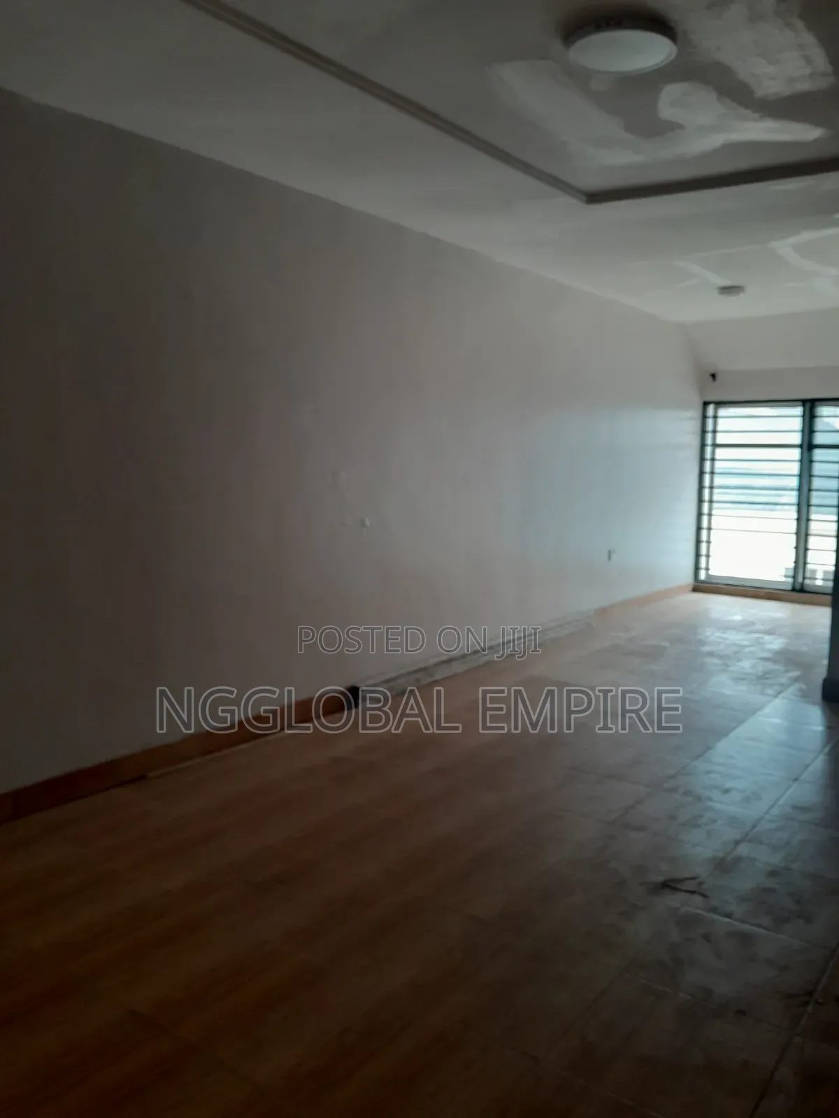Mini Flat in Lekki Phase 1 for rent