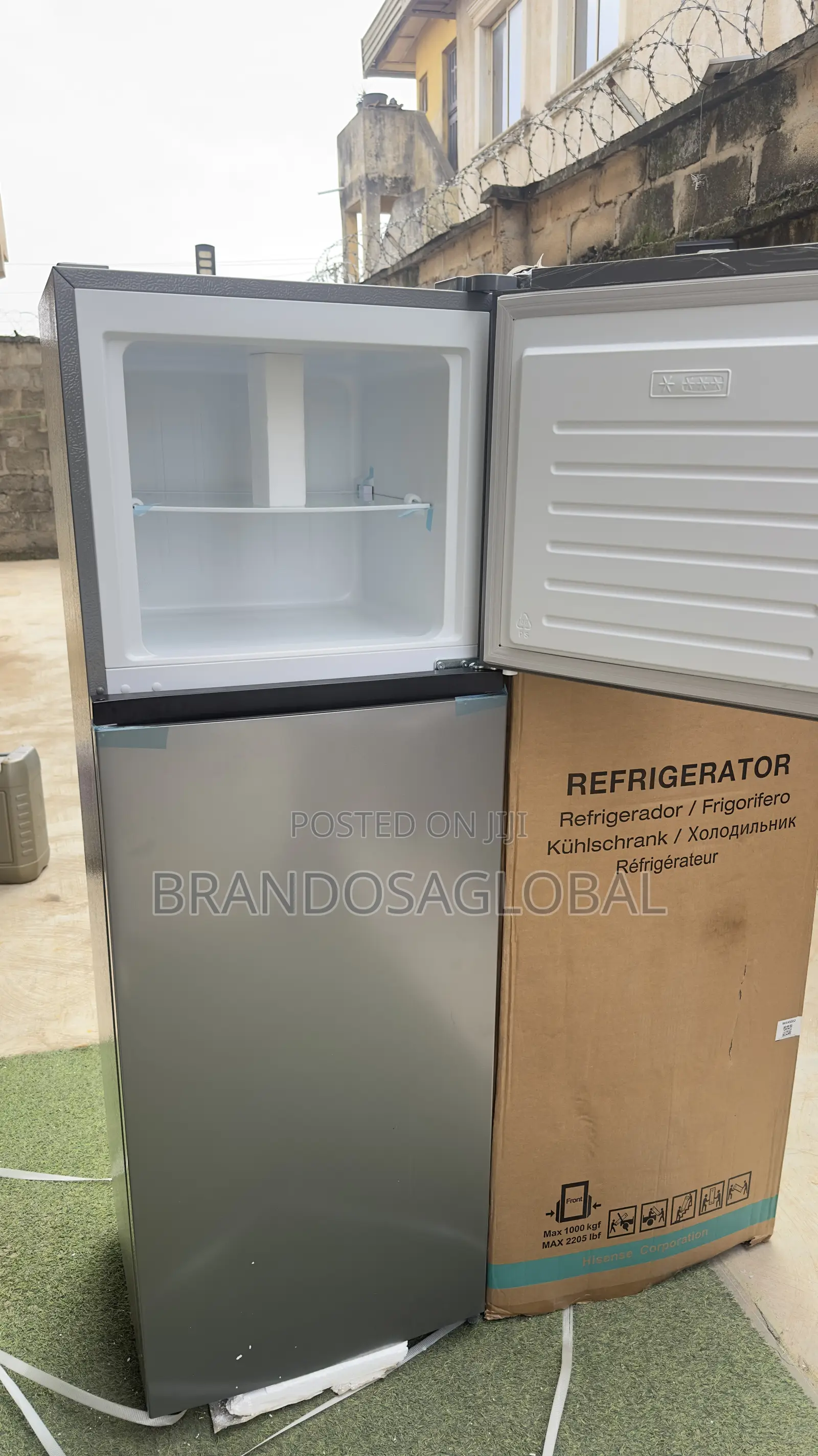 Hisense 306L Refrigerator – Adjustable Shelf Double Door Fridge