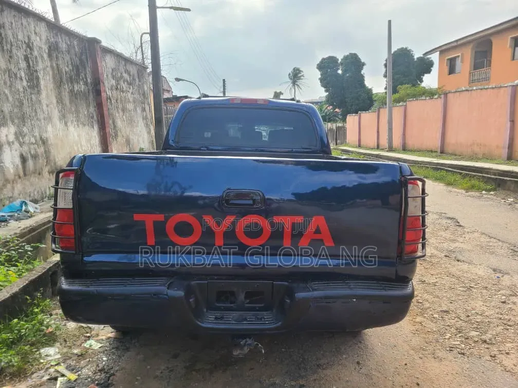 Toyota Tundra 2005 Blue