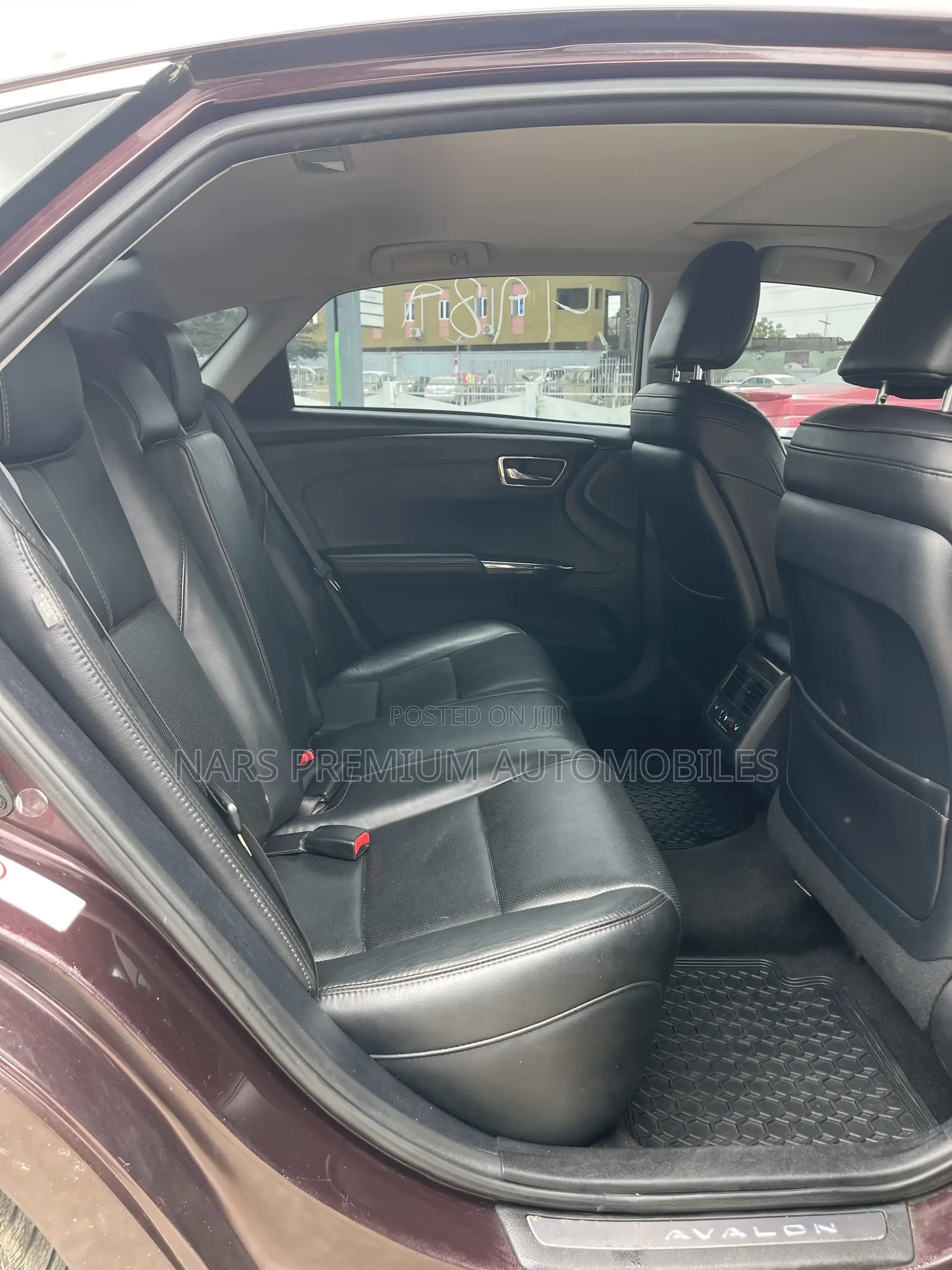 Toyota Avalon Limited 4dr Sedan (3.5L 6cyl 6A) 2014 Burgundy