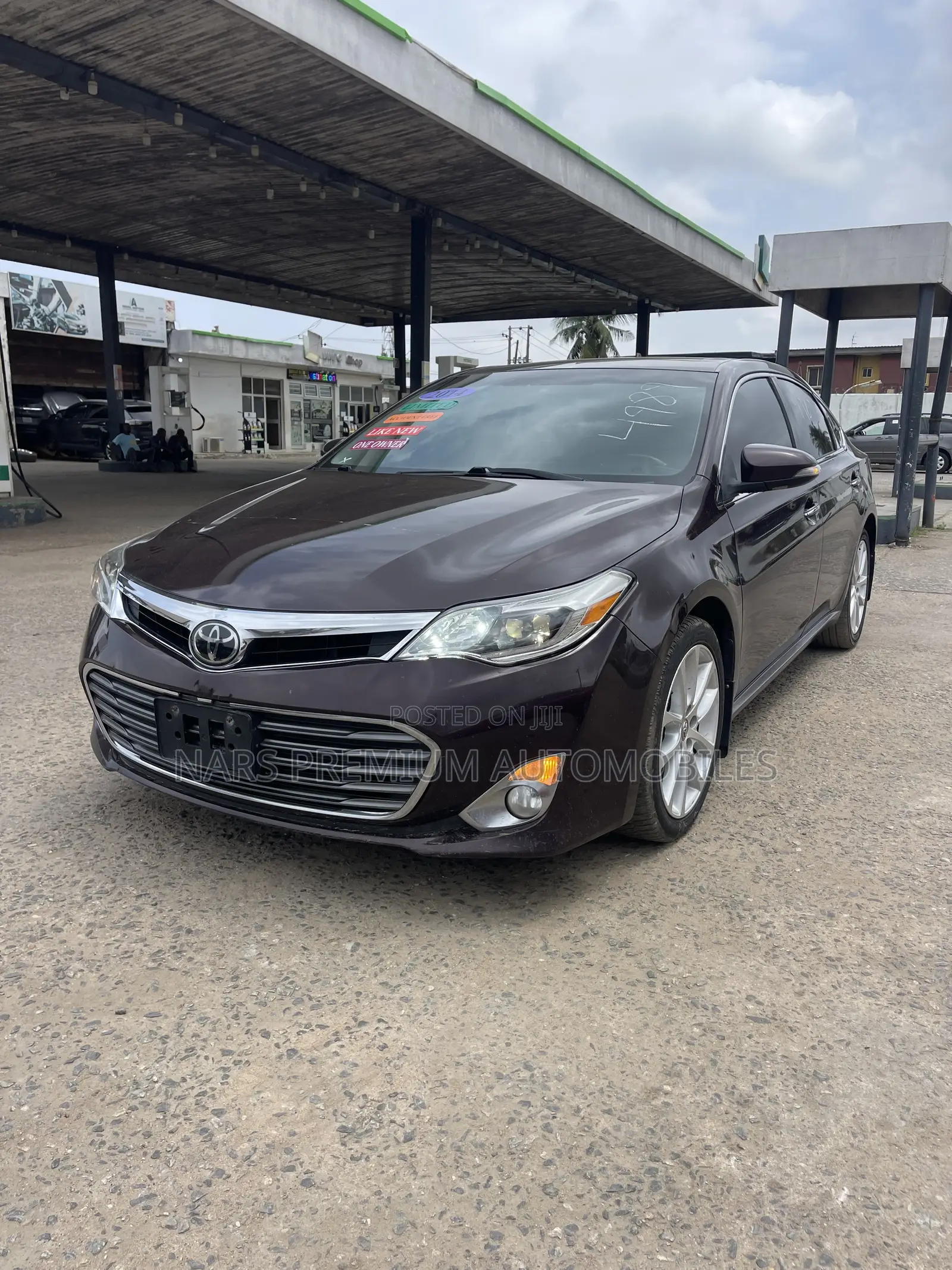 Toyota Avalon Limited 4dr Sedan (3.5L 6cyl 6A) 2014 Burgundy