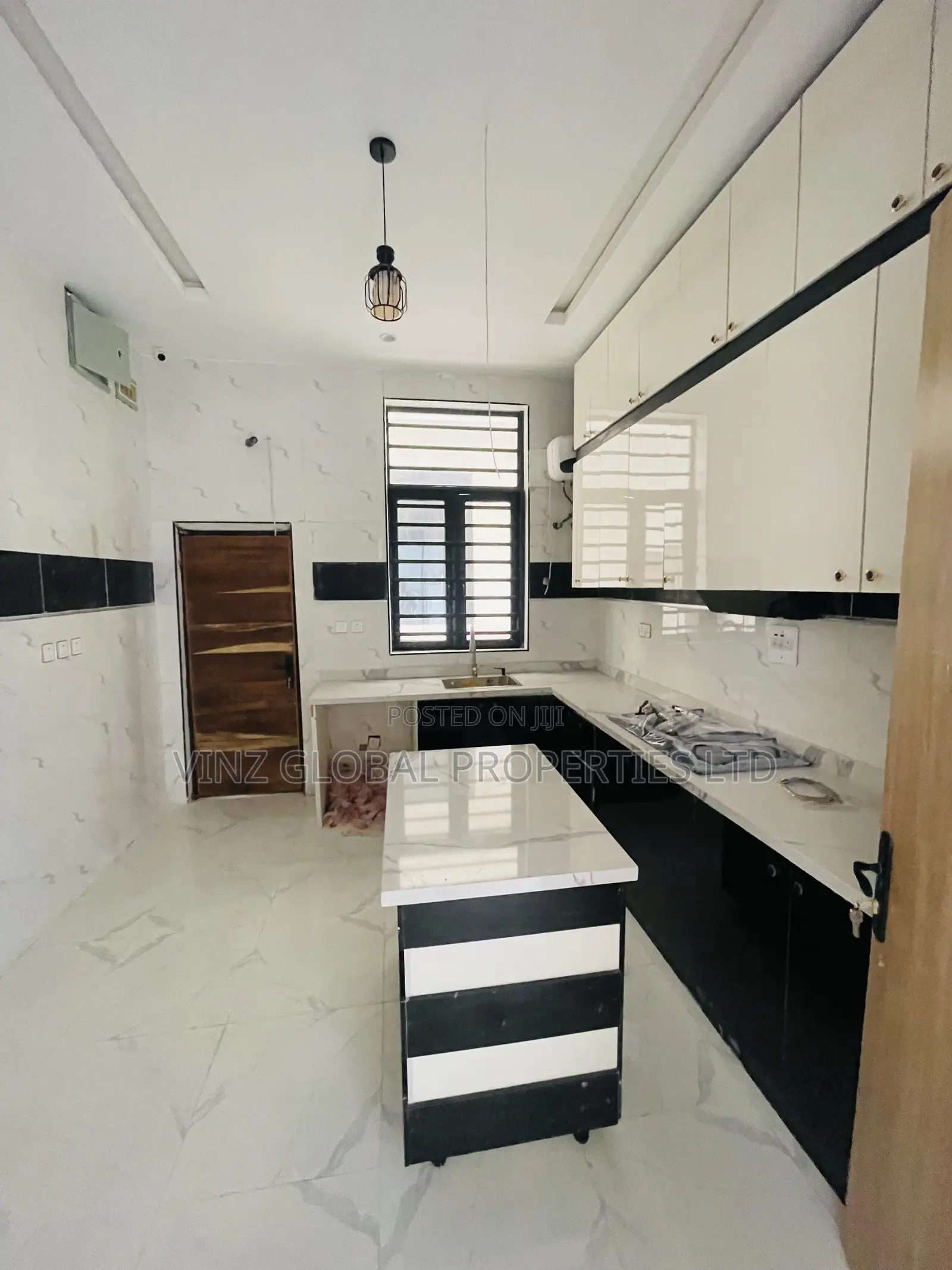 4bdrm Duplex in Ajah for sale