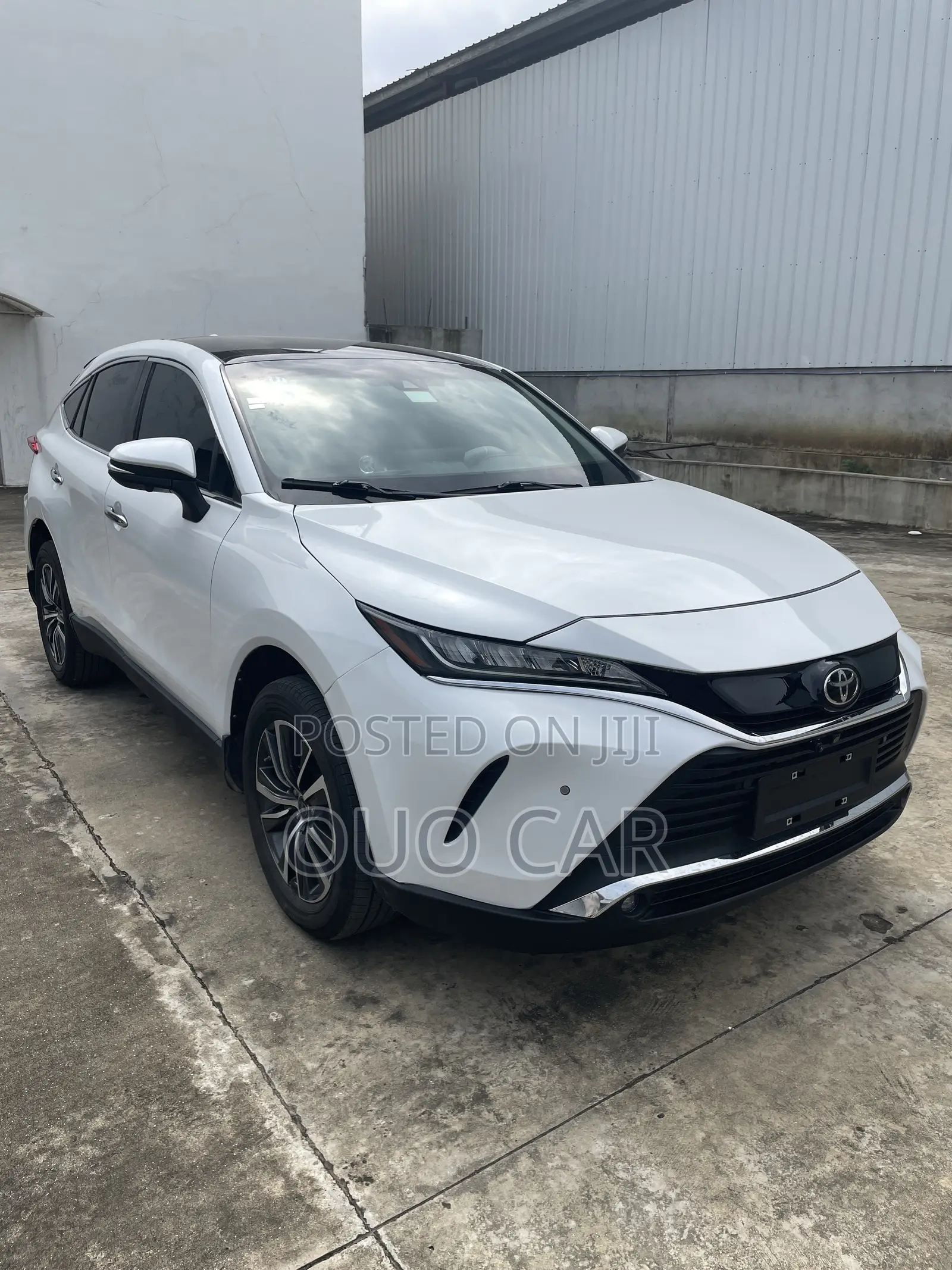 Toyota Harrier 2022 White