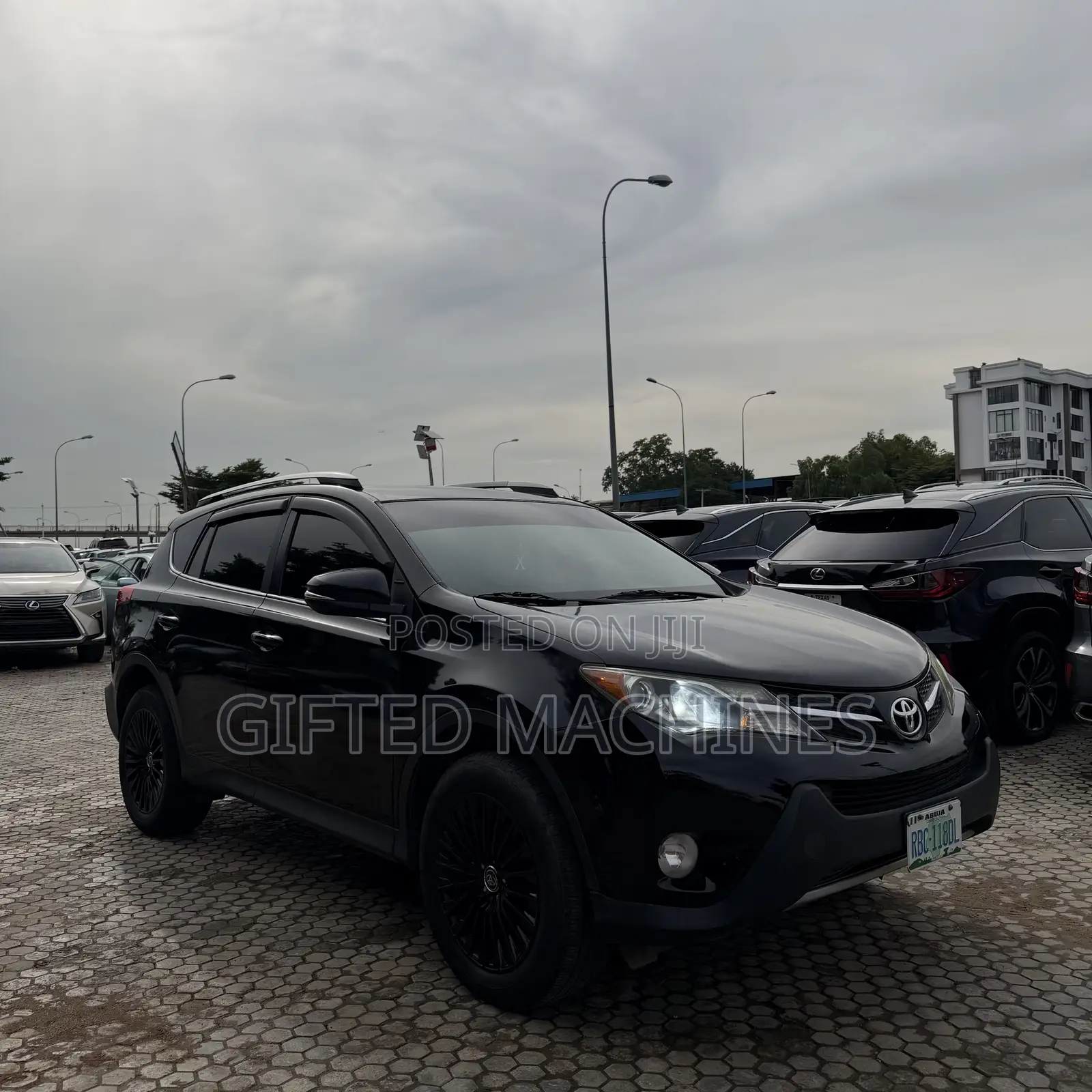 Toyota RAV4 XLE 4dr SUV AWD (2.5L 4cyl 6A) 2015 Black