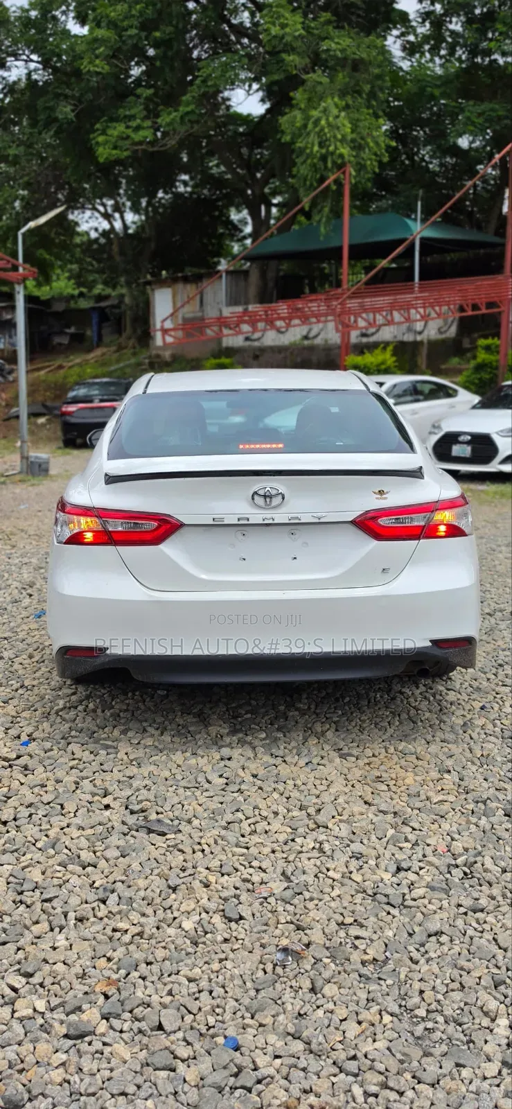 Toyota Camry 2019 White