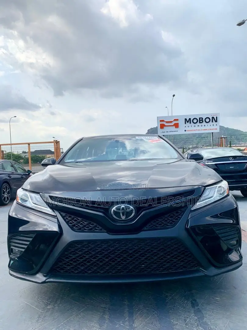 Toyota Camry 2019 Black