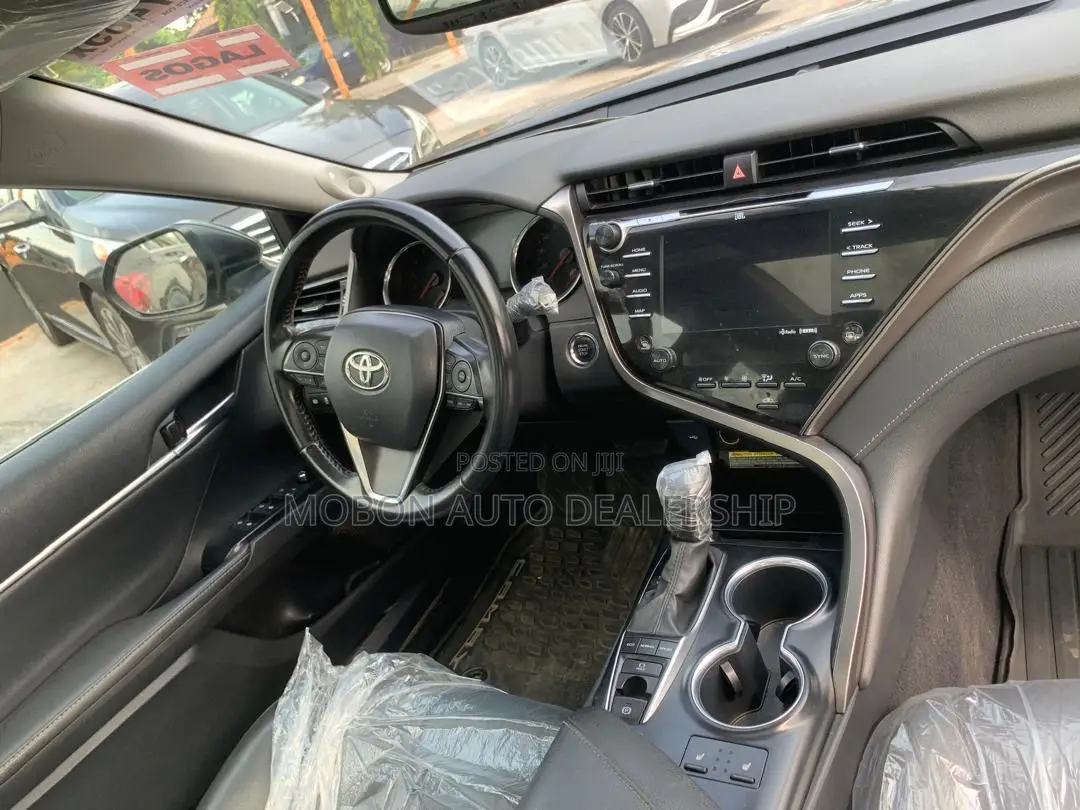 Toyota Camry 2019 Black