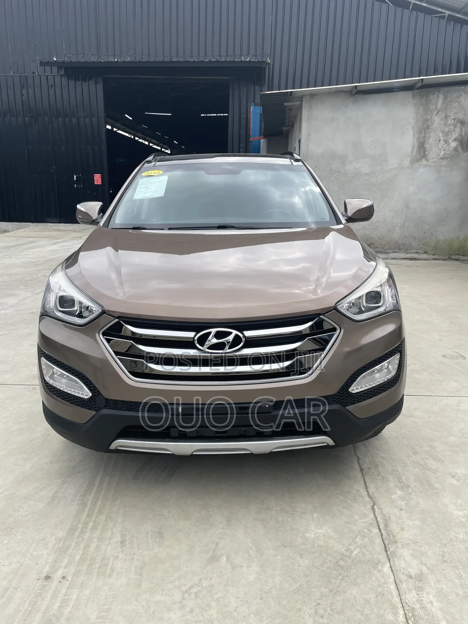 Hyundai Santa Fe Limited AWD 2016 Brown