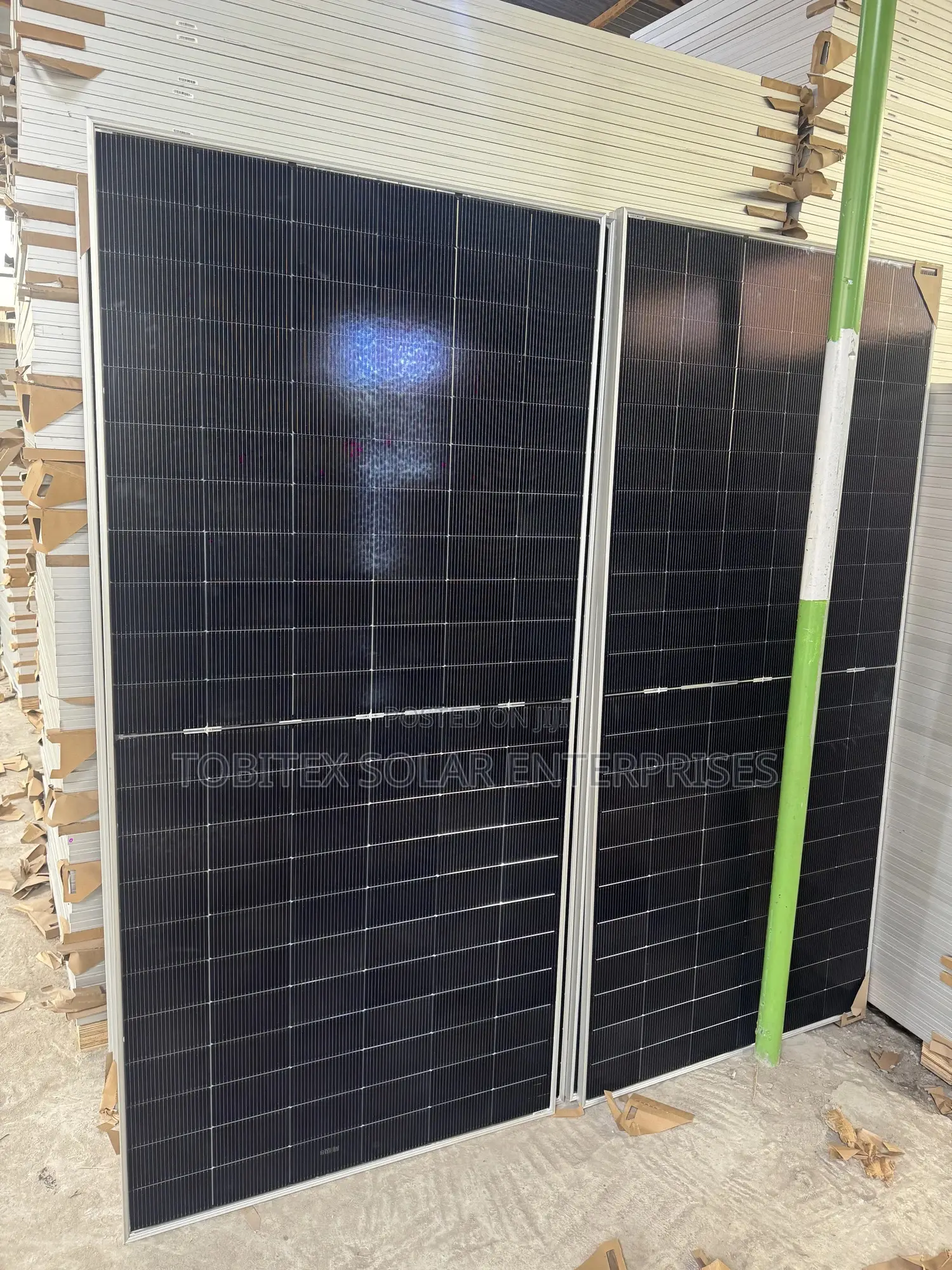 650watts Jinko Solar Panel 132cells