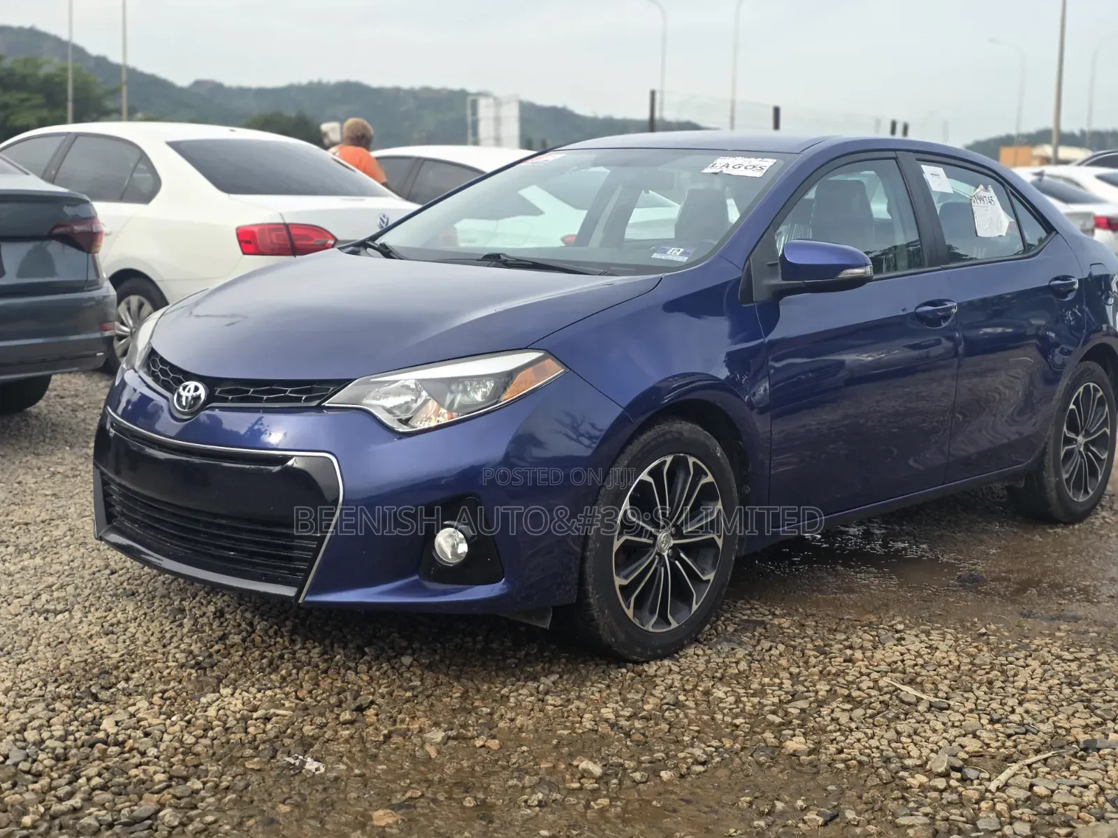 Toyota Corolla 2016 Blue