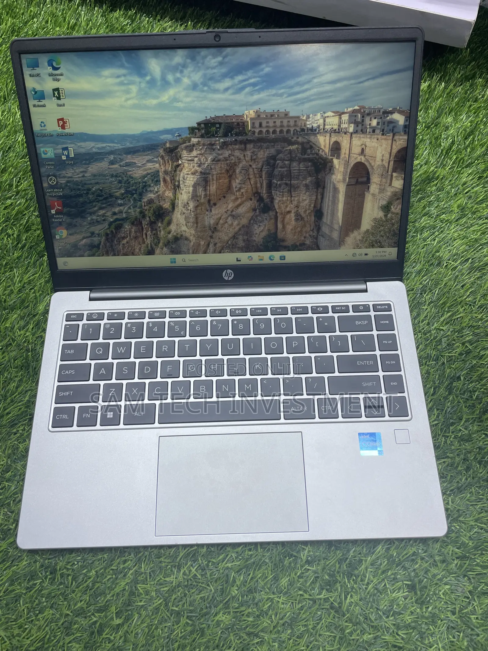 Laptop HP 240 8GB Intel Core i3 SSD 256GB