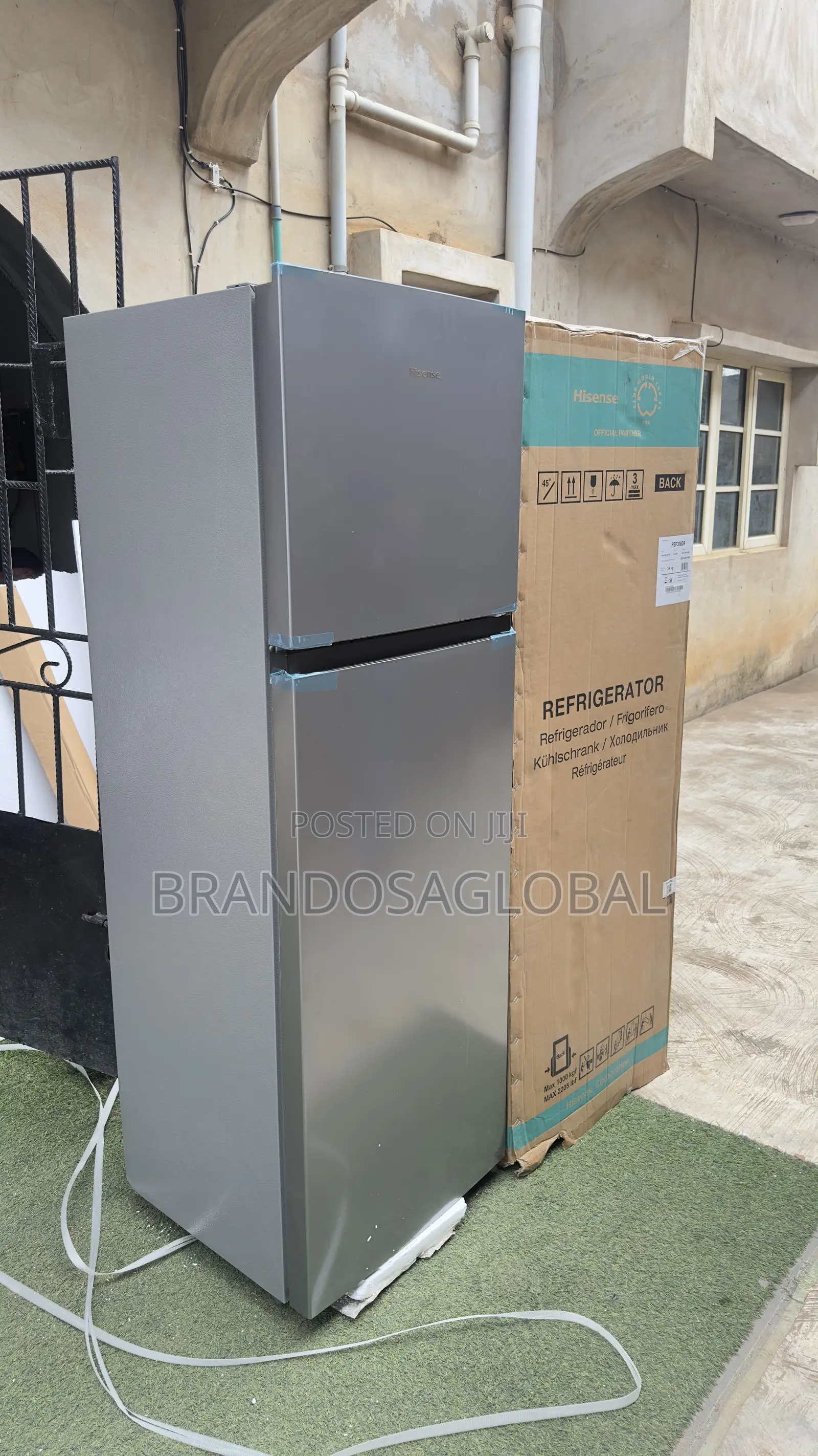 Hisense REF306DR Refrigerator – Family Size Refrigerator