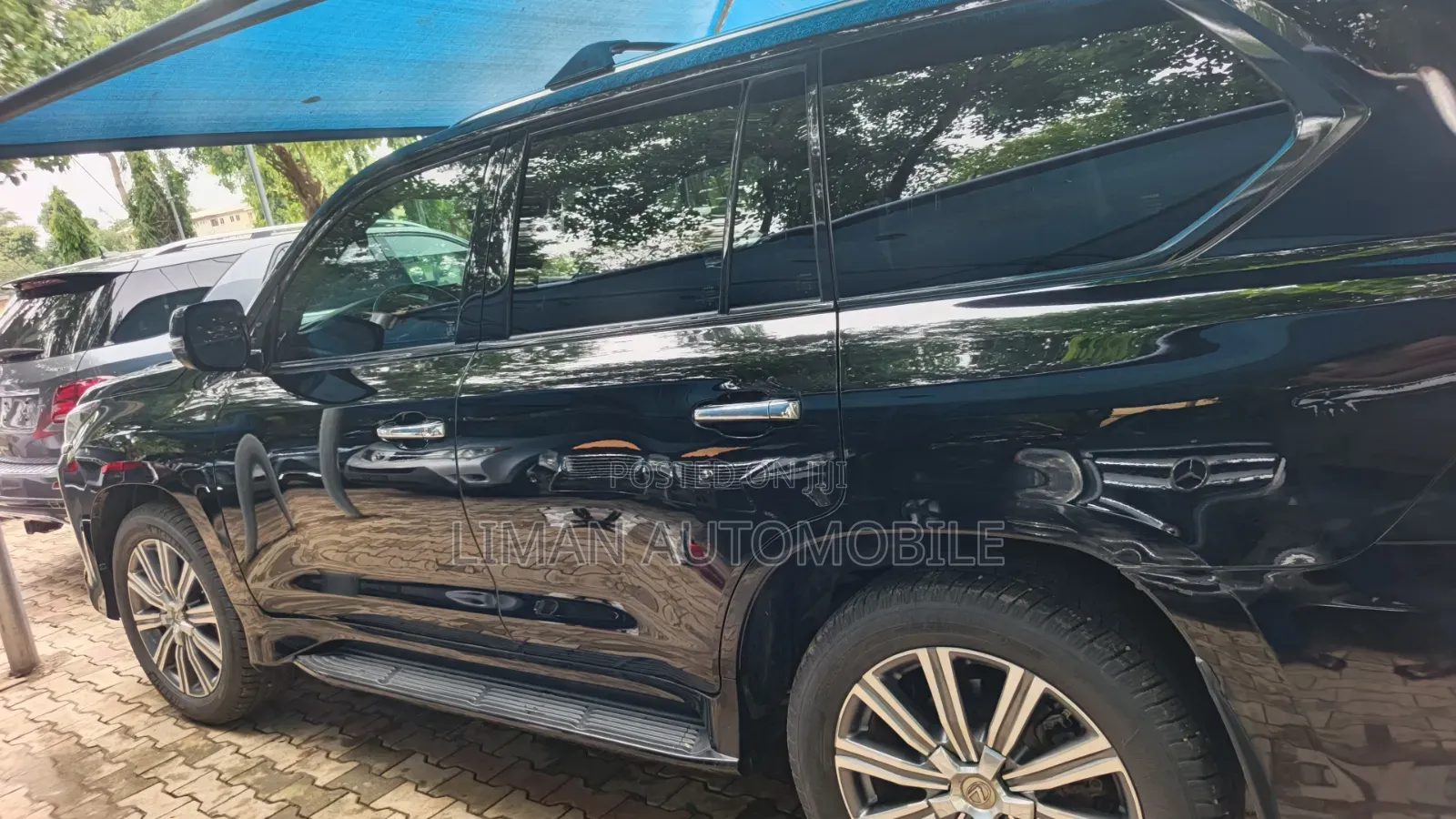 Lexus LX 2019 Black