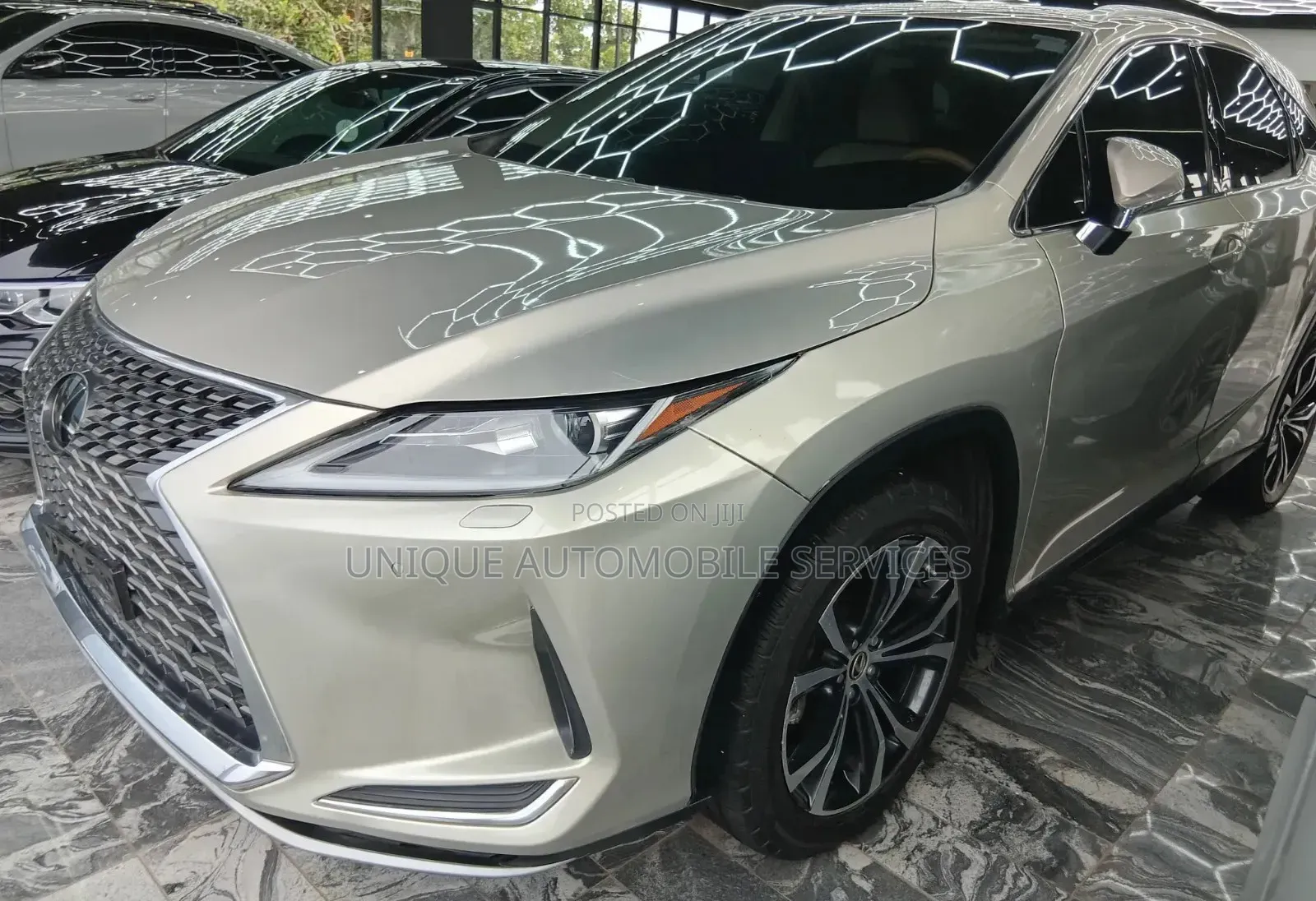 Lexus RX 350L 4WD 2021 Gold