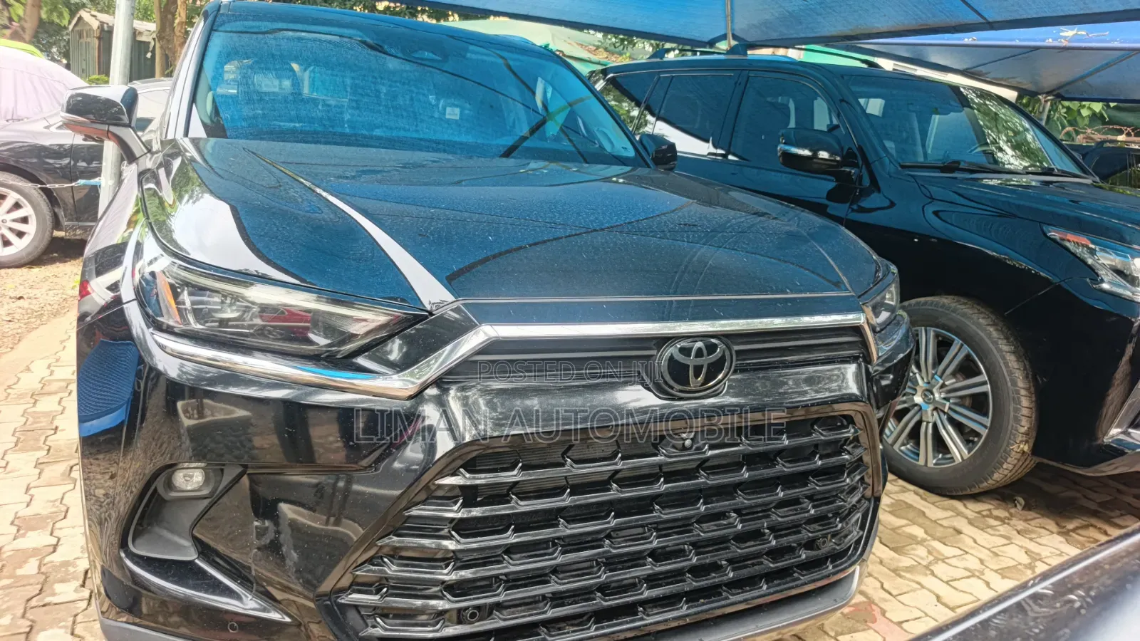 Toyota Highlander XLE FWD 2024 Black