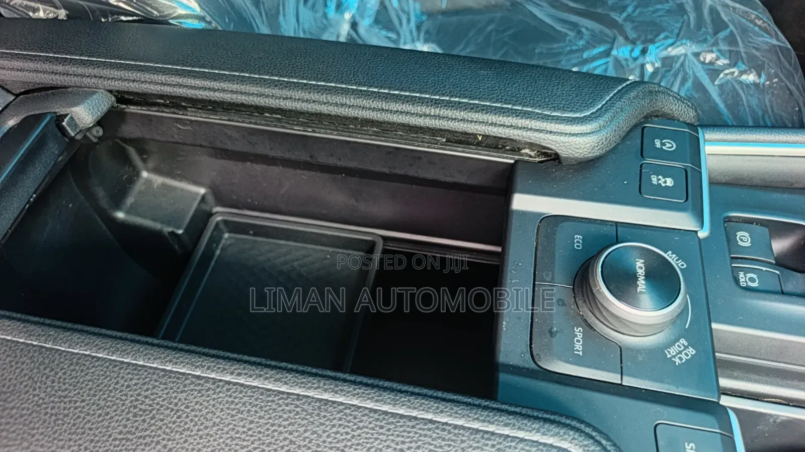 Toyota Highlander XLE FWD 2024 Black